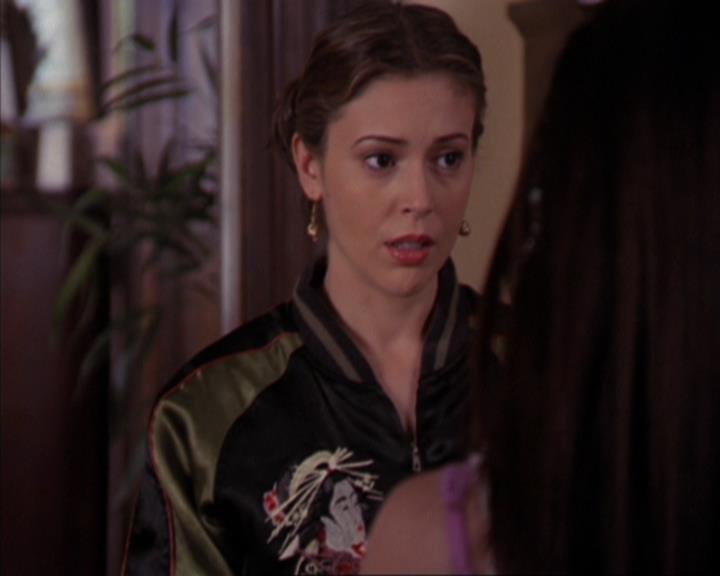 Charmed-Online-dot-319TheDemonWhoCameInFromTheCold1815.jpg