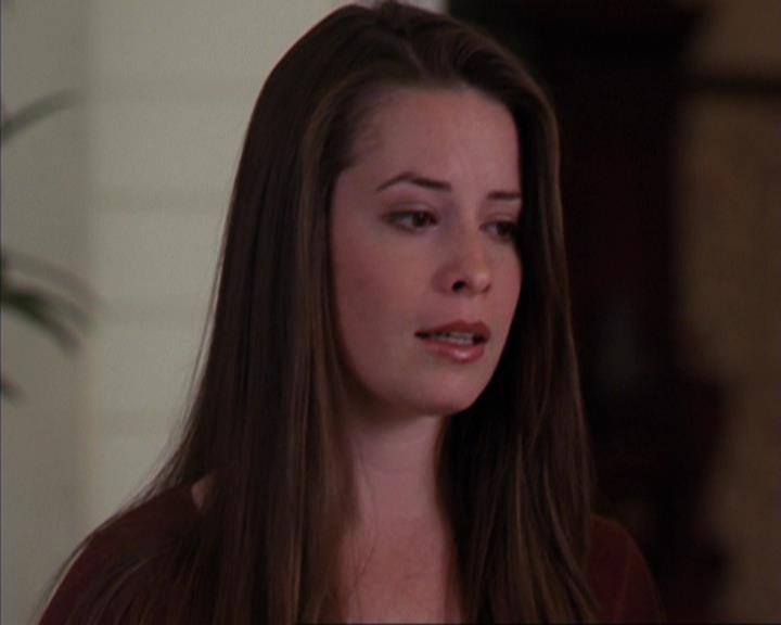 Charmed-Online-dot-319TheDemonWhoCameInFromTheCold1922.jpg