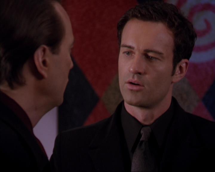 Charmed-Online-dot-319TheDemonWhoCameInFromTheCold2003.jpg