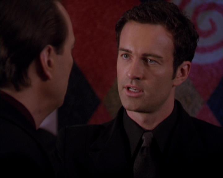 Charmed-Online-dot-319TheDemonWhoCameInFromTheCold2007.jpg
