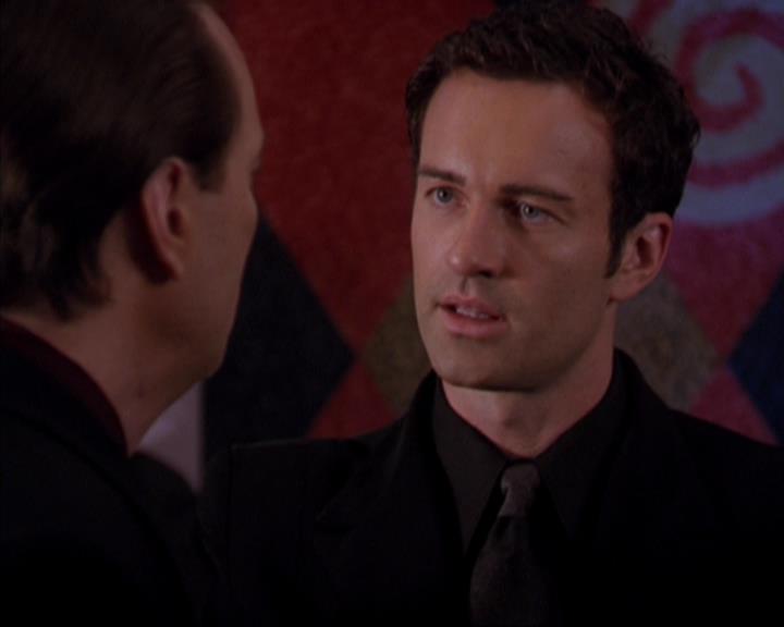 Charmed-Online-dot-319TheDemonWhoCameInFromTheCold2008.jpg