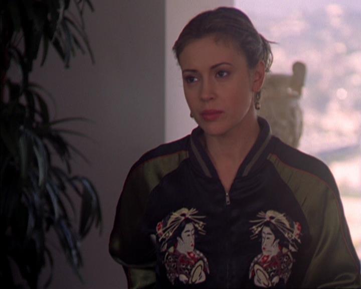 Charmed-Online-dot-319TheDemonWhoCameInFromTheCold2132.jpg