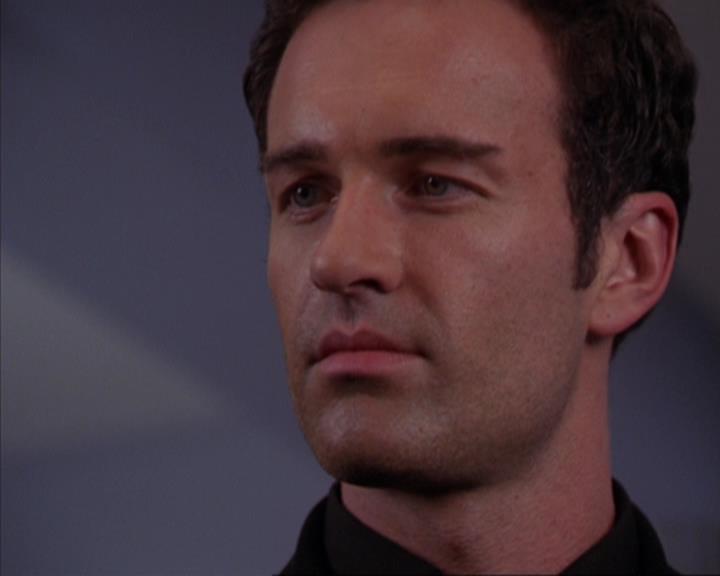 Charmed-Online-dot-319TheDemonWhoCameInFromTheCold2199.jpg