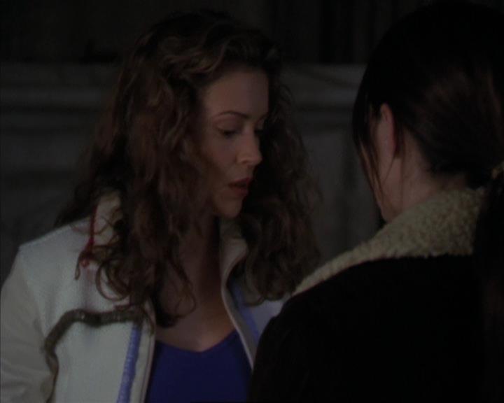 Charmed-Online-dot-320ExitStrategy0037.jpg