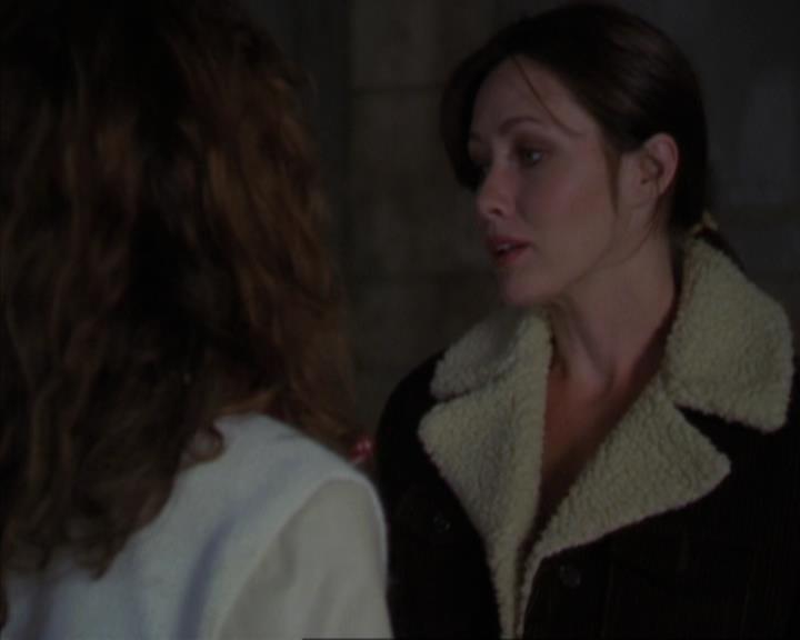 Charmed-Online-dot-320ExitStrategy0042.jpg