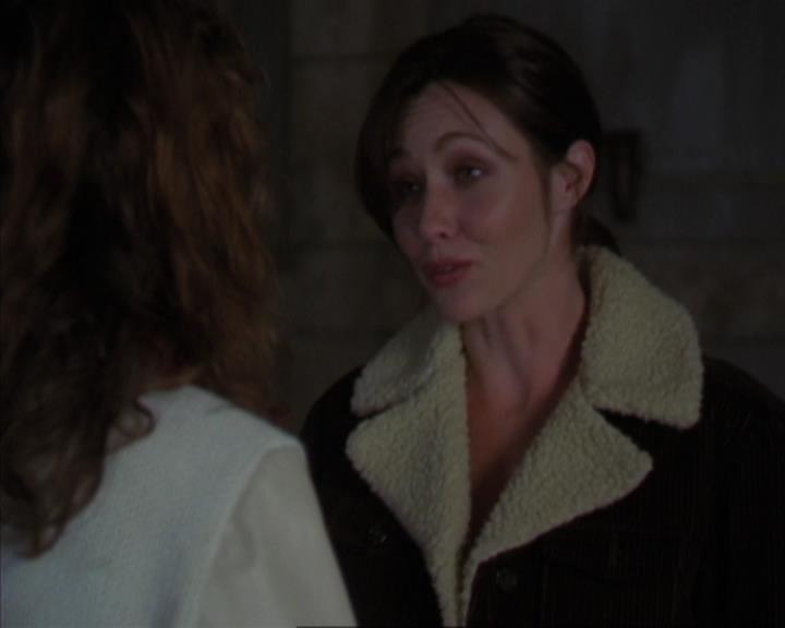 Charmed-Online-dot-320ExitStrategy0053.jpg