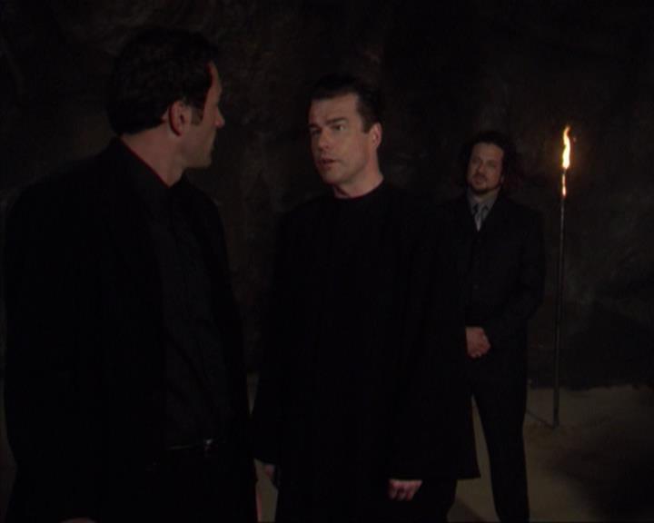 Charmed-Online-dot-320ExitStrategy0400.jpg