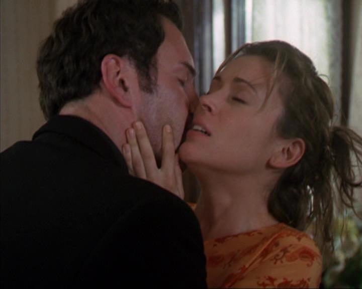 Charmed-Online-dot-320ExitStrategy0470.jpg