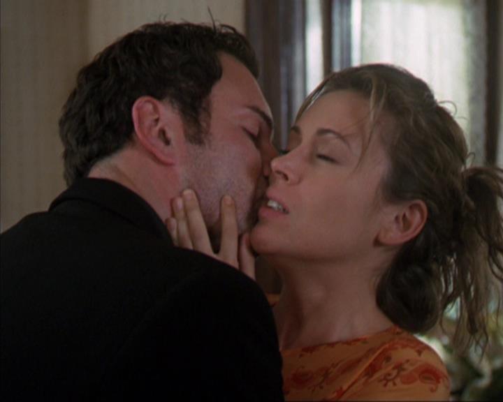 Charmed-Online-dot-320ExitStrategy0471.jpg