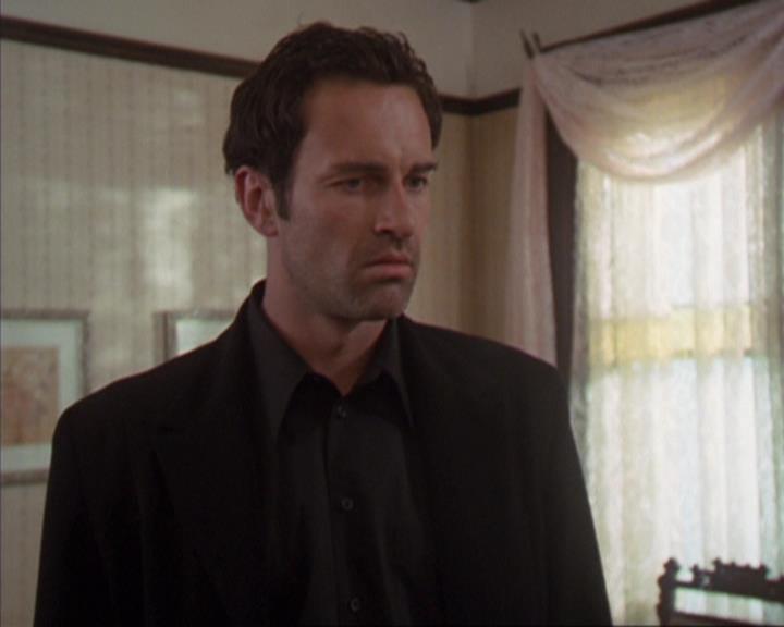 Charmed-Online-dot-320ExitStrategy0528.jpg
