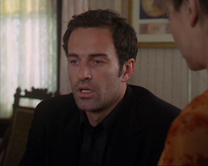 Charmed-Online-dot-320ExitStrategy0536.jpg Charmed-Online-dot-320ExitStrategy0536.jpg