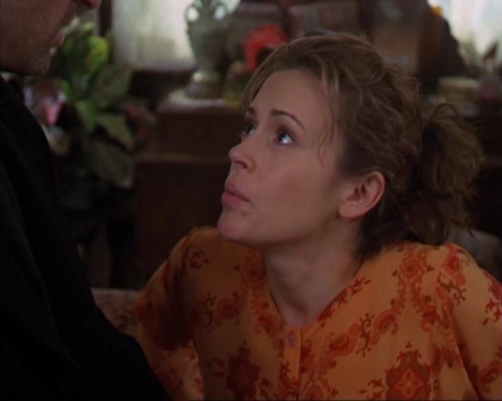 Charmed-Online-dot-320ExitStrategy0543.jpg