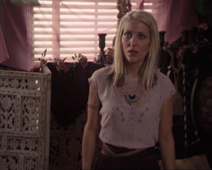 Charmed-Online-dot-320ExitStrategy0644.jpg