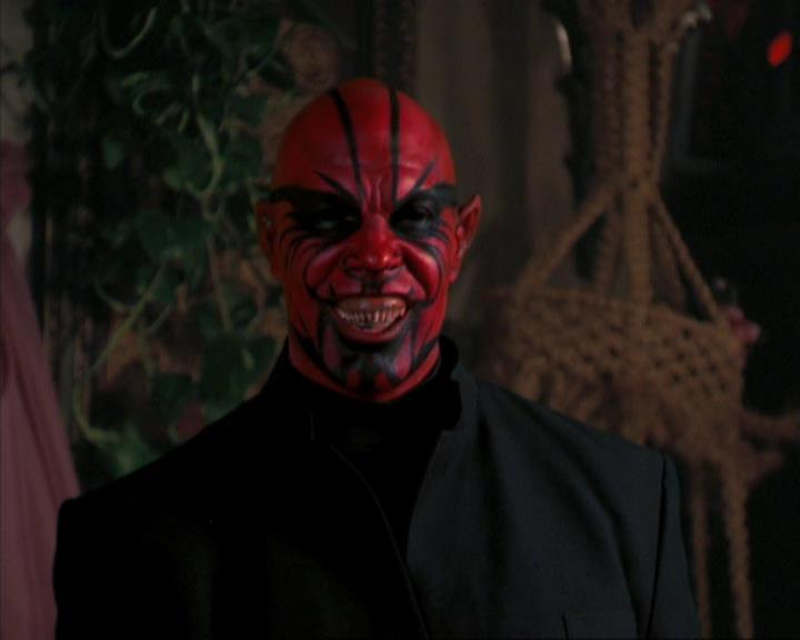 Charmed-Online-dot-320ExitStrategy0646.jpg Charmed-Online-dot-320ExitStrategy0646.jpg