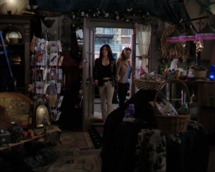 Charmed-Online-dot-320ExitStrategy0799.jpg