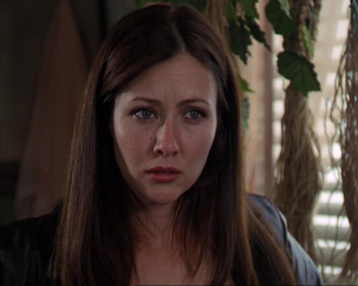Charmed-Online-dot-320ExitStrategy0861.jpg
