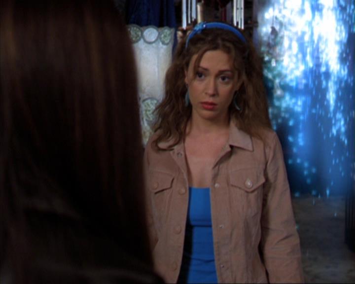 Charmed-Online-dot-320ExitStrategy0864.jpg