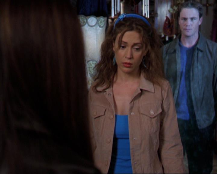 Charmed-Online-dot-320ExitStrategy0865.jpg