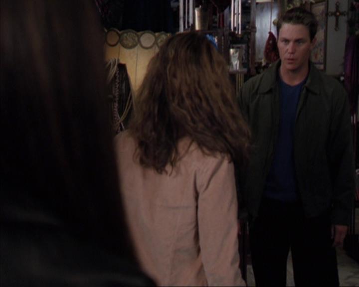 Charmed-Online-dot-320ExitStrategy0869.jpg