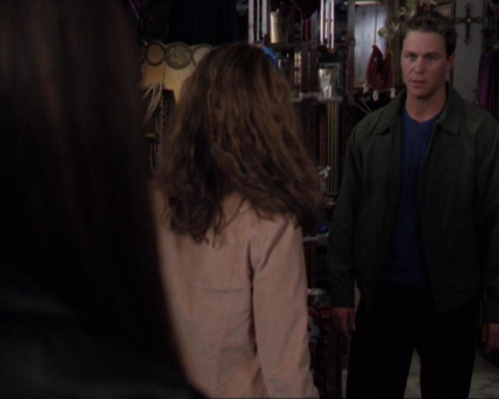 Charmed-Online-dot-320ExitStrategy0871.jpg
