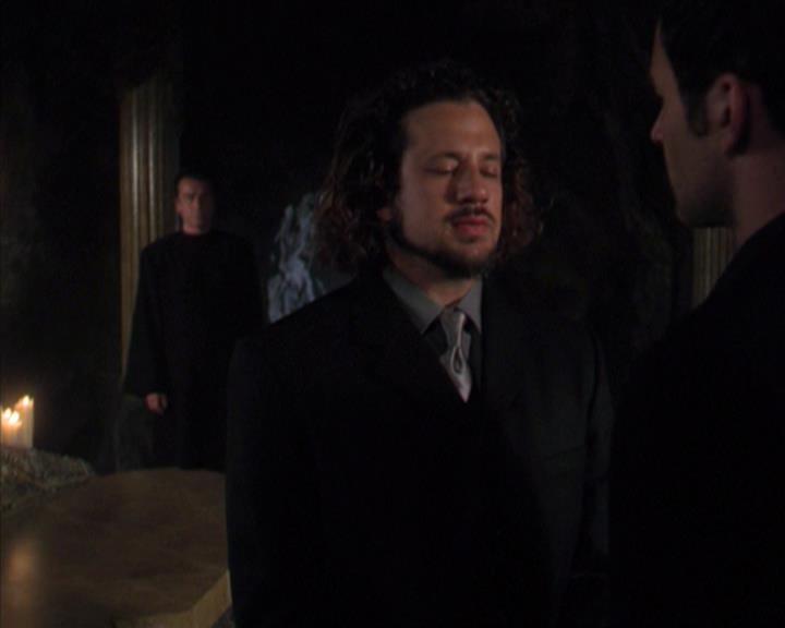 Charmed-Online-dot-320ExitStrategy0952.jpg