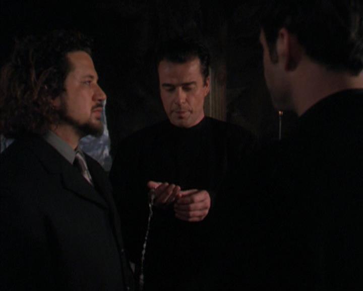 Charmed-Online-dot-320ExitStrategy0960.jpg
