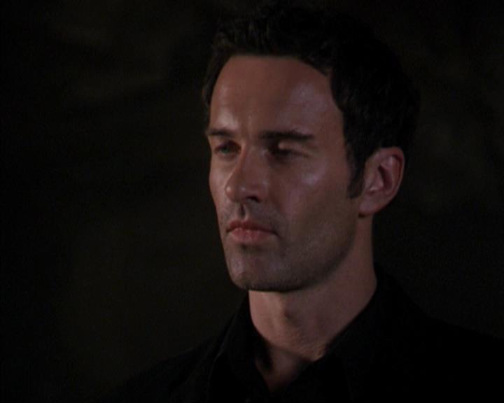 Charmed-Online-dot-320ExitStrategy0966.jpg Charmed-Online-dot-320ExitStrategy0966.jpg