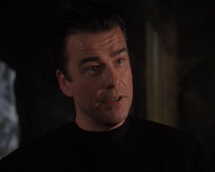 Charmed-Online-dot-320ExitStrategy0972.jpg