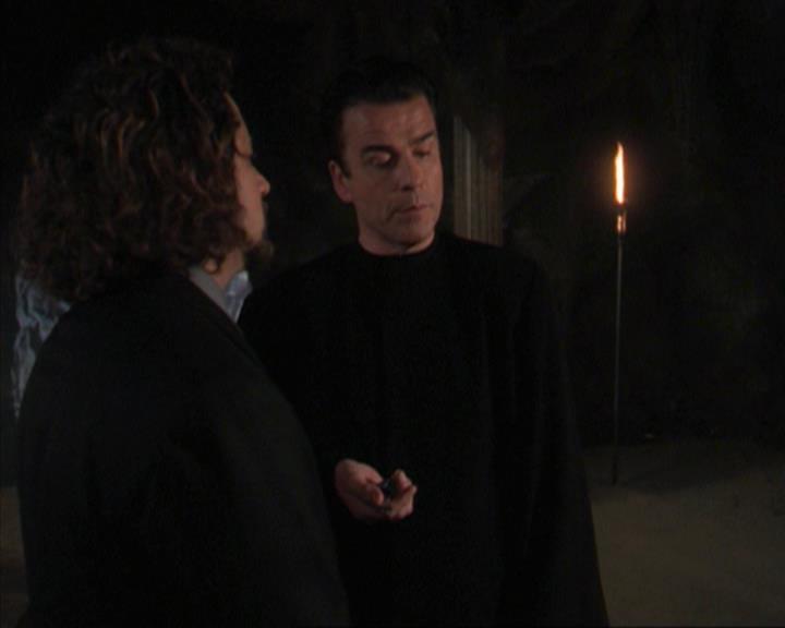 Charmed-Online-dot-320ExitStrategy1015.jpg