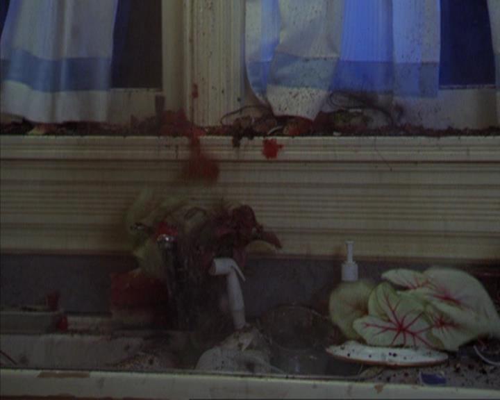 Charmed-Online-dot-320ExitStrategy1062.jpg Charmed-Online-dot-320ExitStrategy1062.jpg