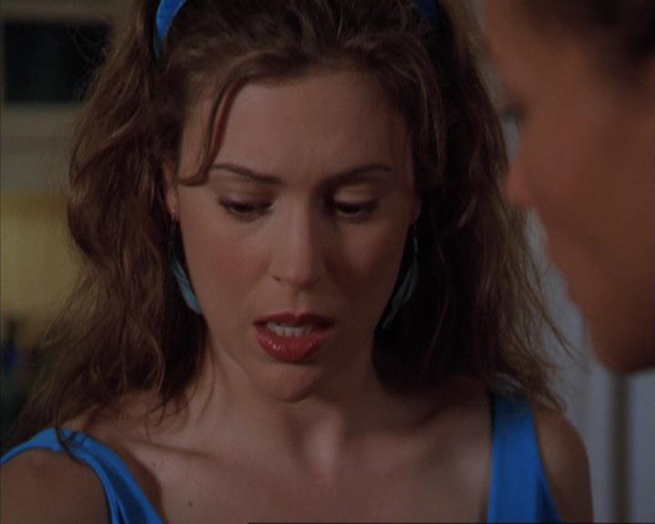 Charmed-Online-dot-320ExitStrategy1435.jpg