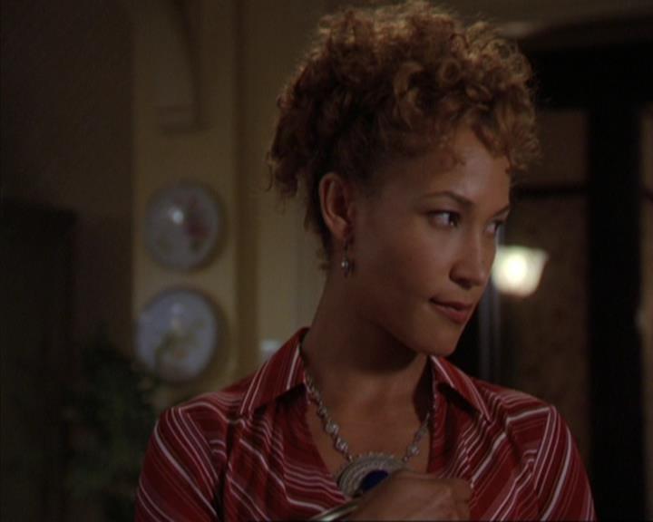 Charmed-Online-dot-320ExitStrategy1489.jpg
