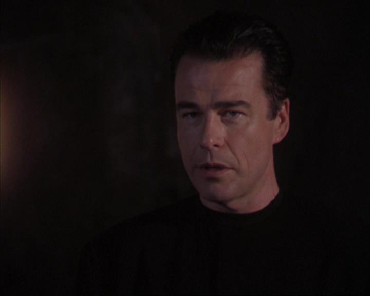 Charmed-Online-dot-320ExitStrategy1512.jpg