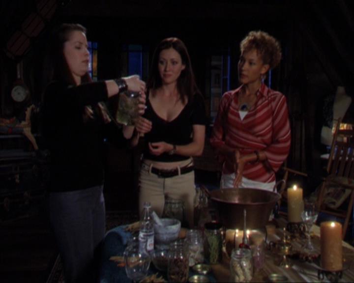 Charmed-Online-dot-320ExitStrategy1654.jpg Charmed-Online-dot-320ExitStrategy1654.jpg