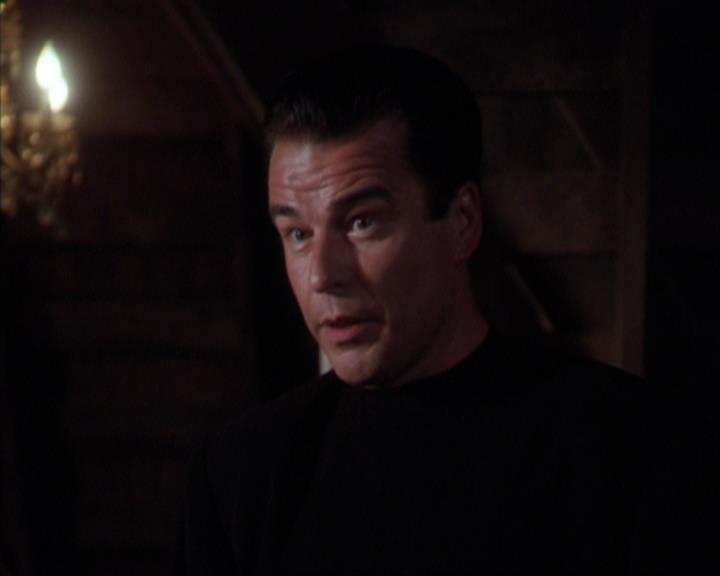 Charmed-Online-dot-320ExitStrategy1847.jpg