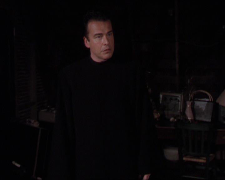 Charmed-Online-dot-320ExitStrategy1867.jpg