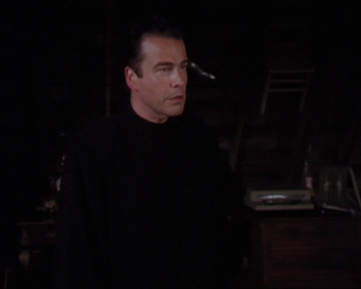 Charmed-Online-dot-320ExitStrategy1869.jpg