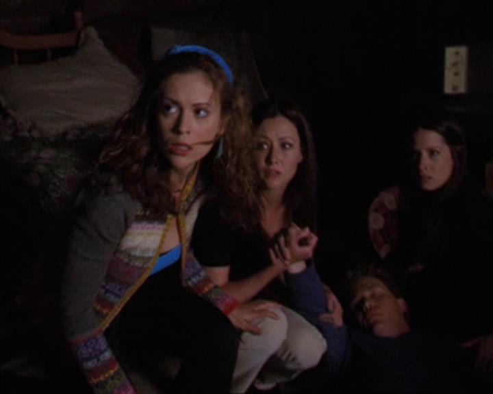 Charmed-Online-dot-320ExitStrategy1945.jpg
