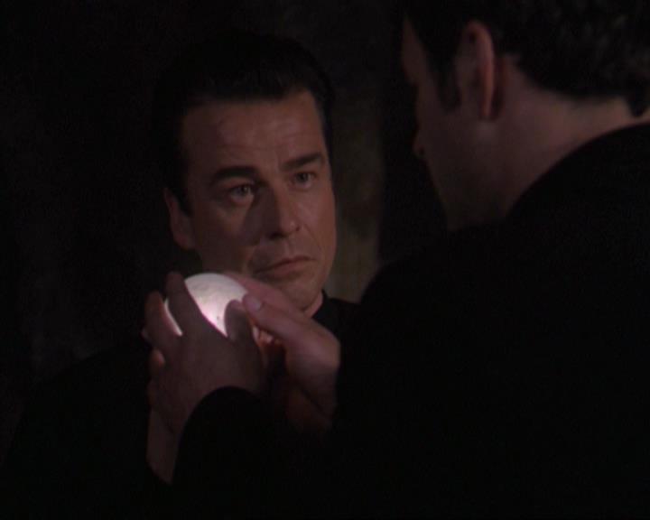 Charmed-Online-dot-320ExitStrategy2248.jpg