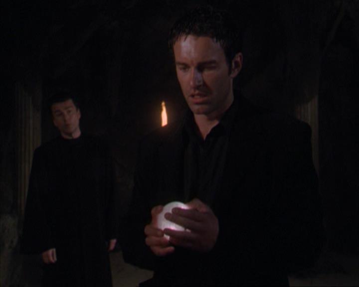 Charmed-Online-dot-320ExitStrategy2258.jpg
