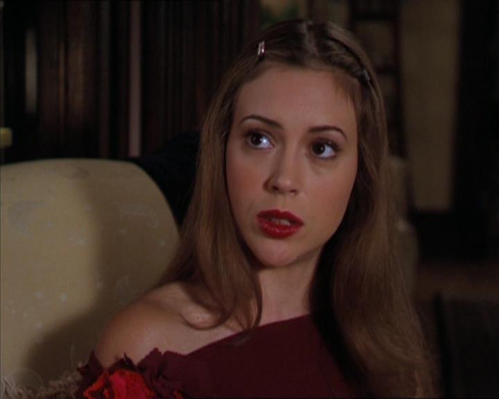 Charmed-Online-dot-320LookWhosBarking0073.jpg