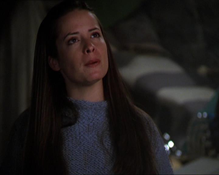 Charmed-Online-dot-320LookWhosBarking0122.jpg
