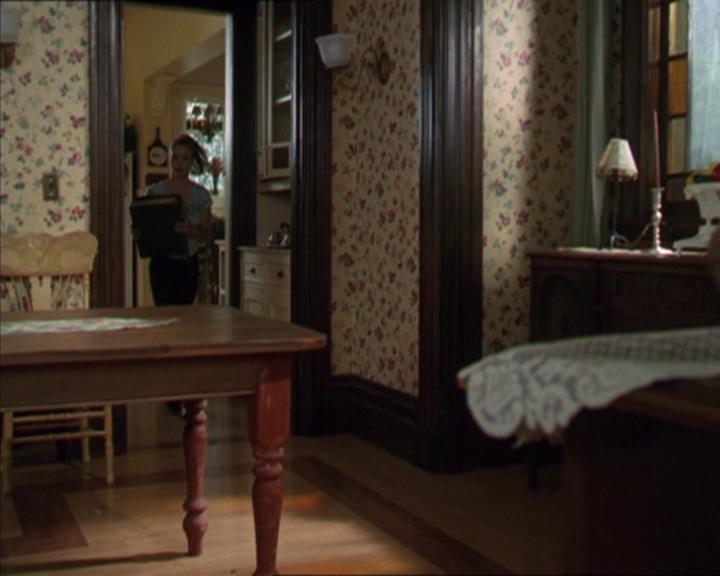 Charmed-Online-dot-320LookWhosBarking0382.jpg