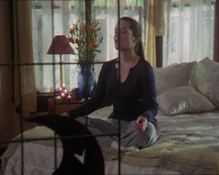 Charmed-Online-dot-320LookWhosBarking0516.jpg
