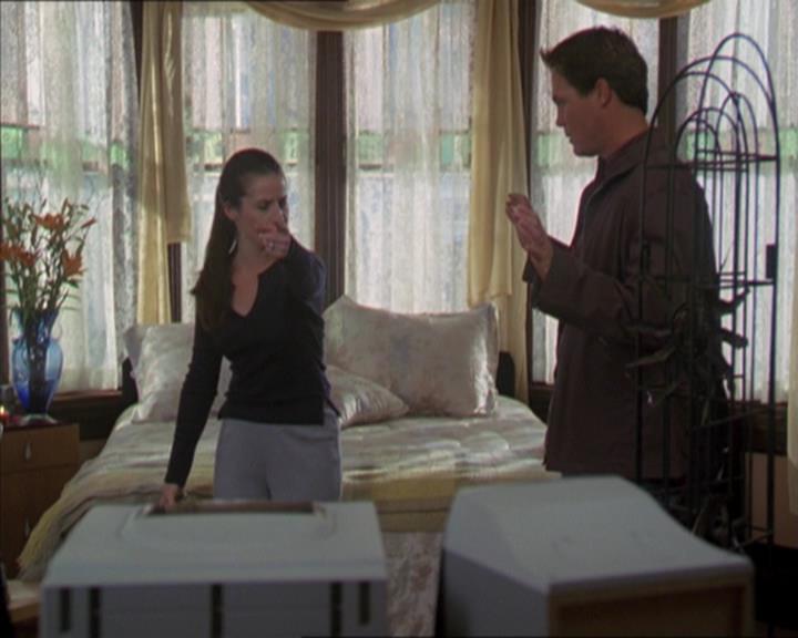 Charmed-Online-dot-320LookWhosBarking0542.jpg