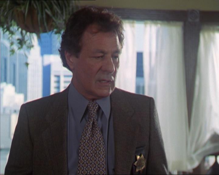 Charmed-Online-dot-320LookWhosBarking0628.jpg