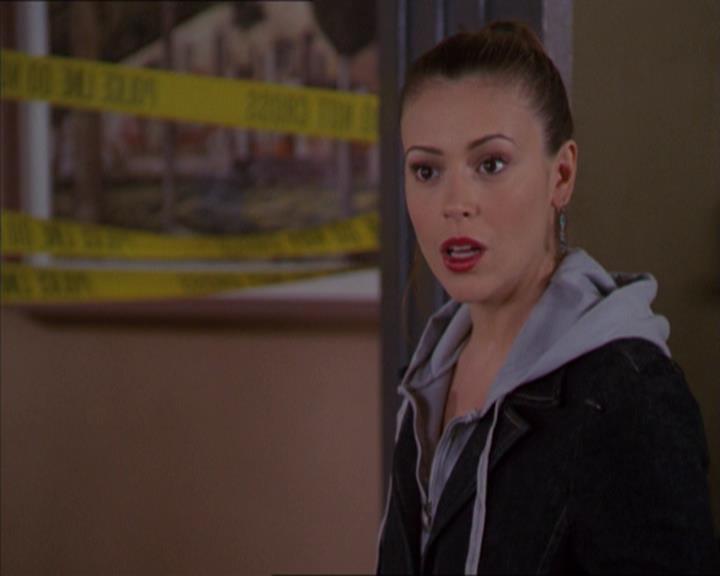 Charmed-Online-dot-320LookWhosBarking0633.jpg