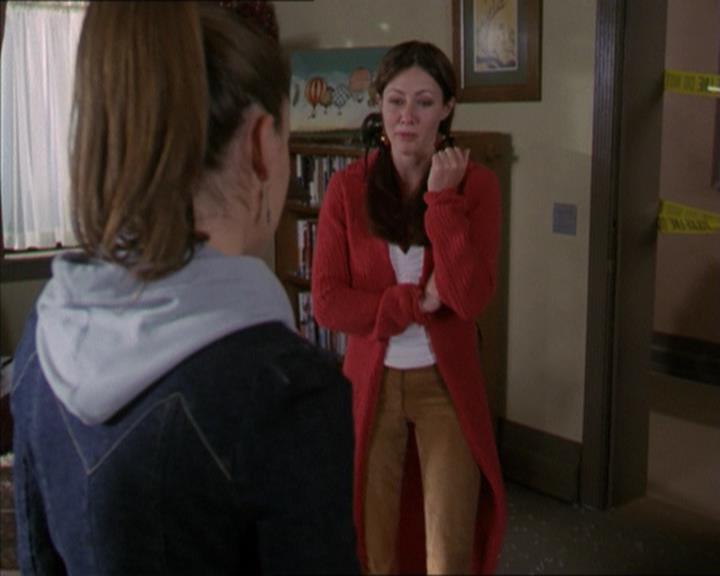 Charmed-Online-dot-320LookWhosBarking0694.jpg