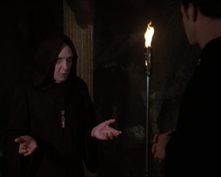 Charmed-Online-dot-320LookWhosBarking0733.jpg