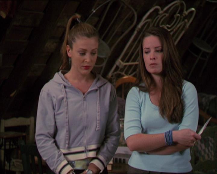 Charmed-Online-dot-320LookWhosBarking0878.jpg